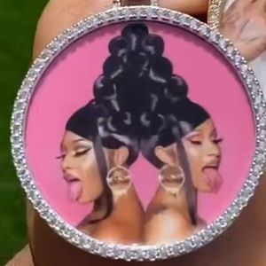 Meet your Posher, Jean